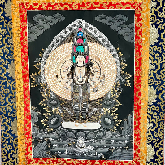Thangka Tibetano de Chenrezig de Mil Brazos – Avalokiteshvara, Bodhisattva de la Compasión