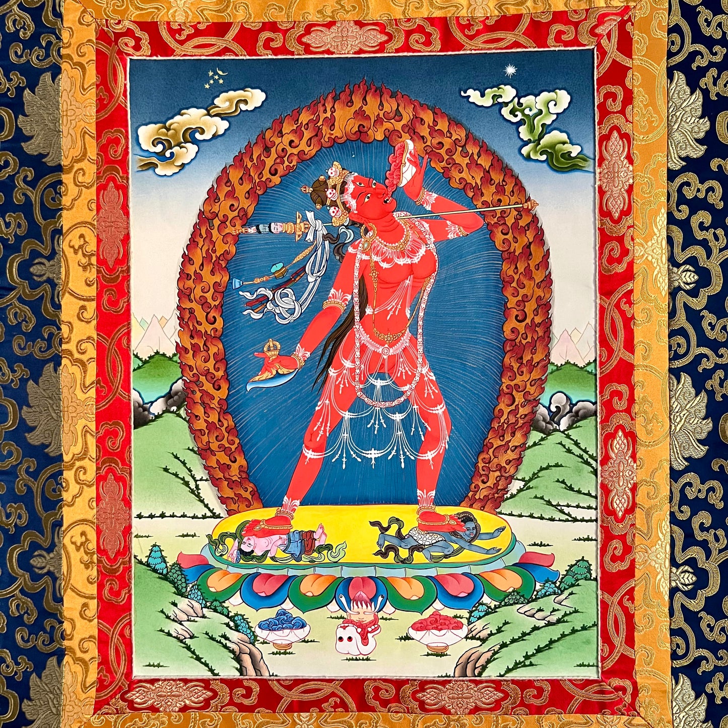 Thangka Tibetano de Vajrayogini – Deidad Tántrica de Transformación y Sabiduría