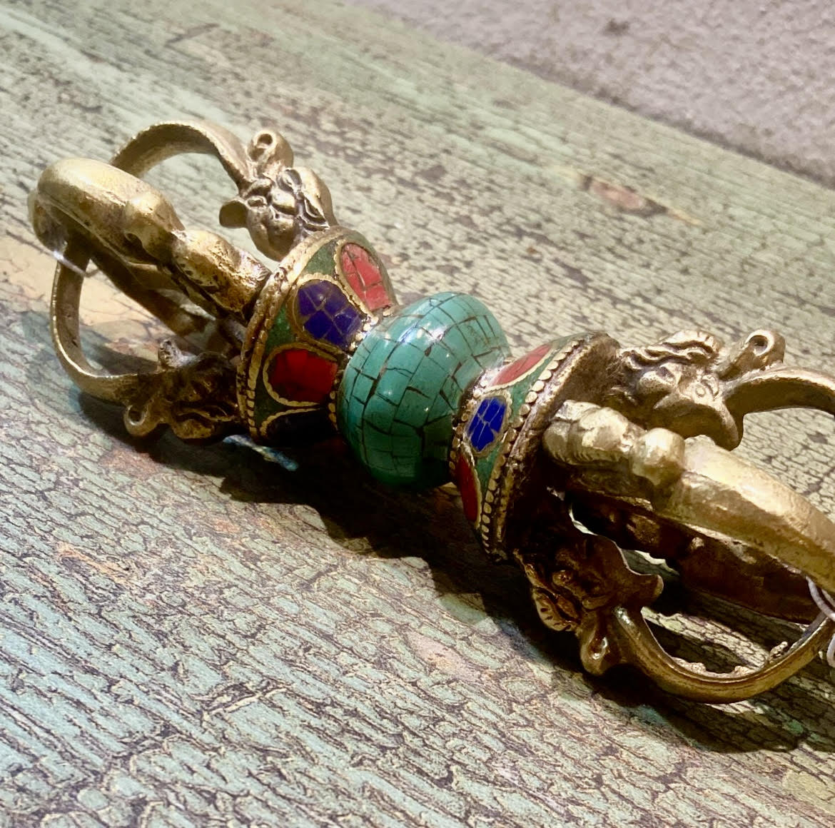 Dorje Tibetano Doble con Turquesa Central – 16 cm – Vajra Ritual de Protección