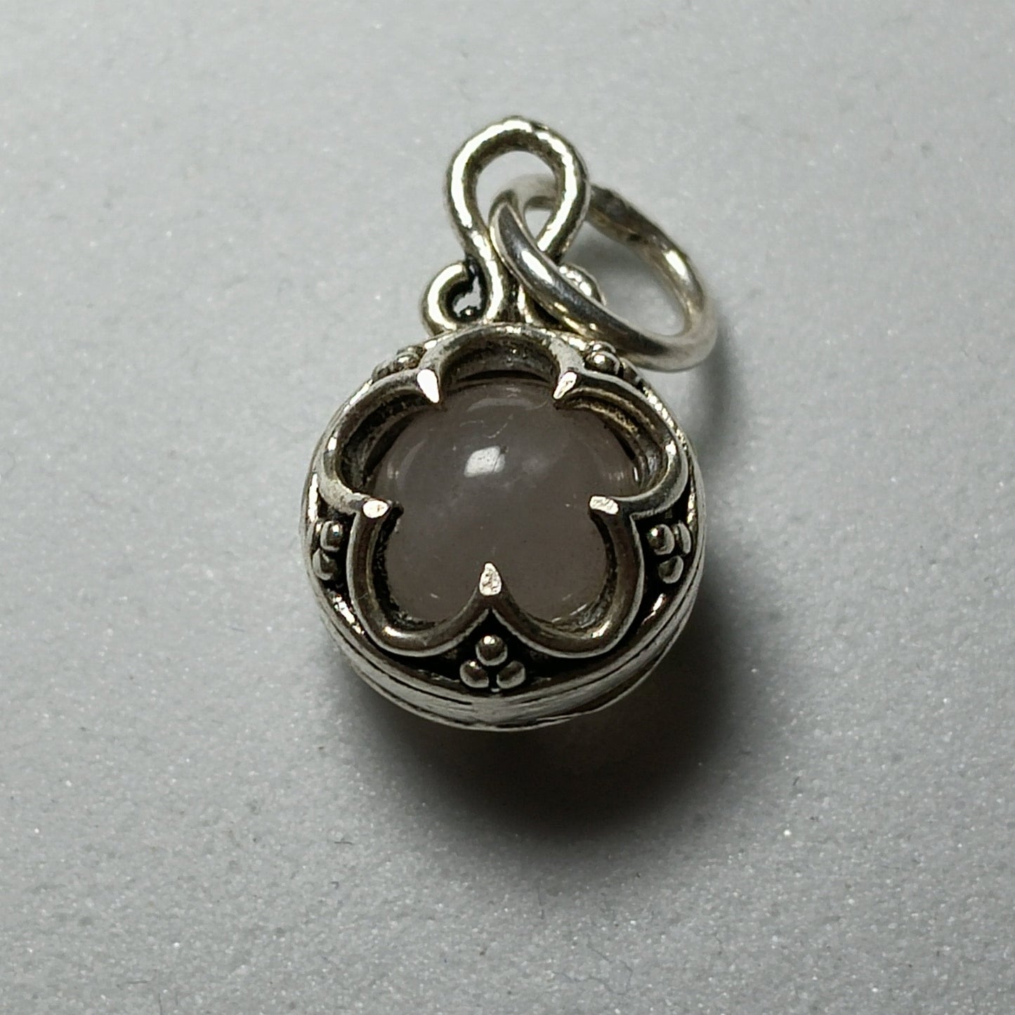 Colgante Plata , Gotland con Cuarzo Rosa " Protección" (1 cm diámetro))