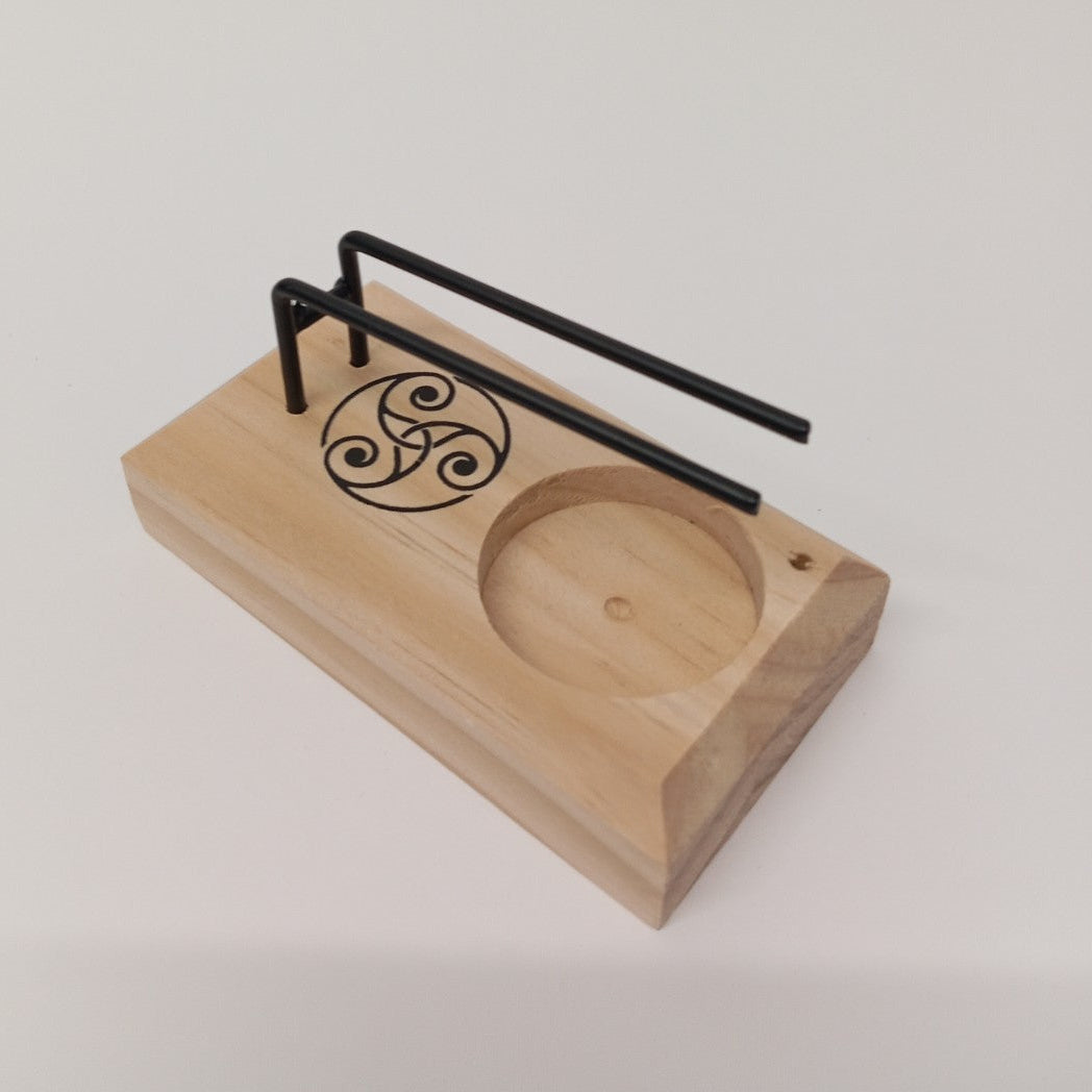 Quemador de Palo Santo Artesanal en Madera con Porta Incienso y Símbolos Espirituales