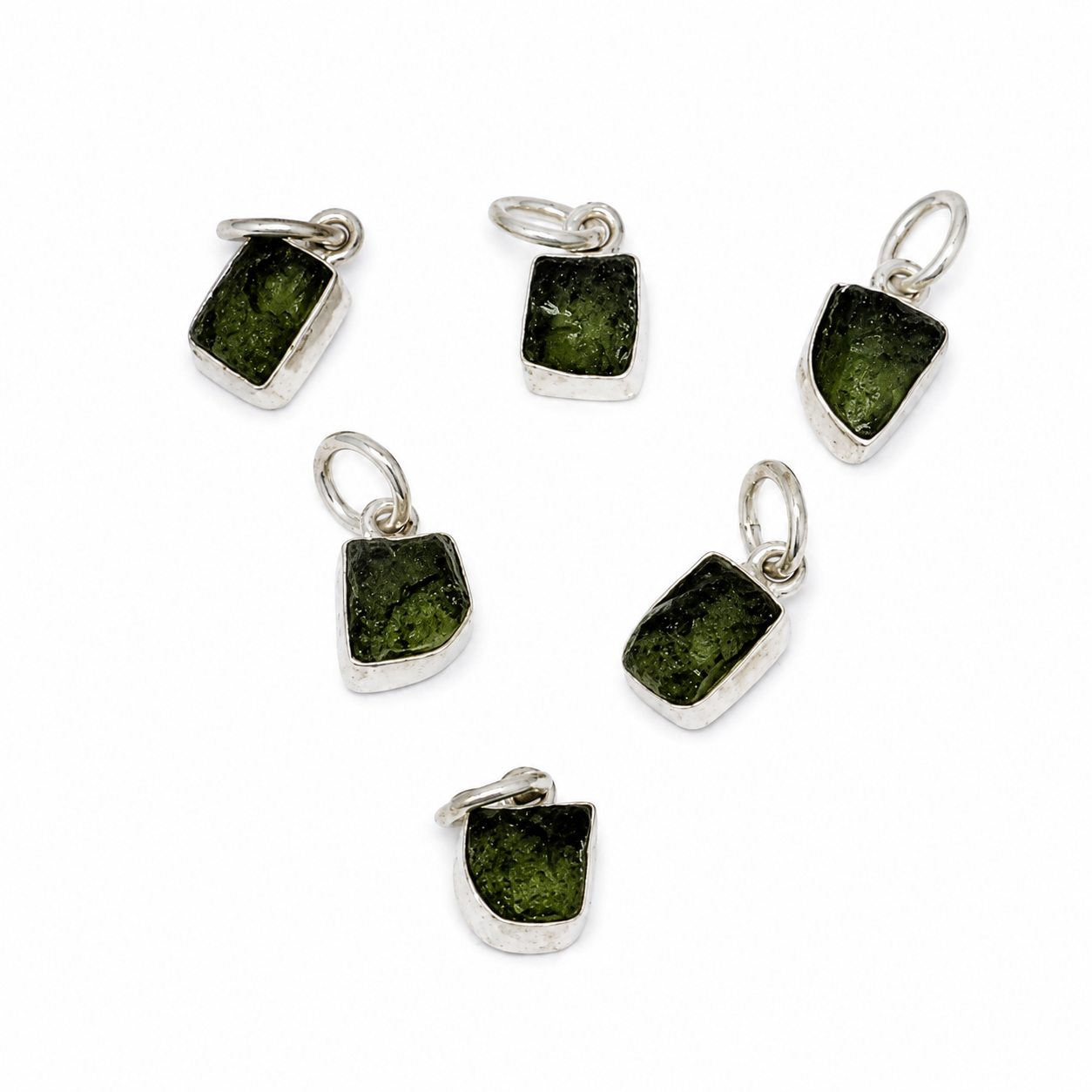 Colgante de Moldavita Natural en Plata