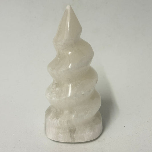 Espiral de Selenita Natural 10,5 cm  aprox – Limpieza  Energética y Armonía