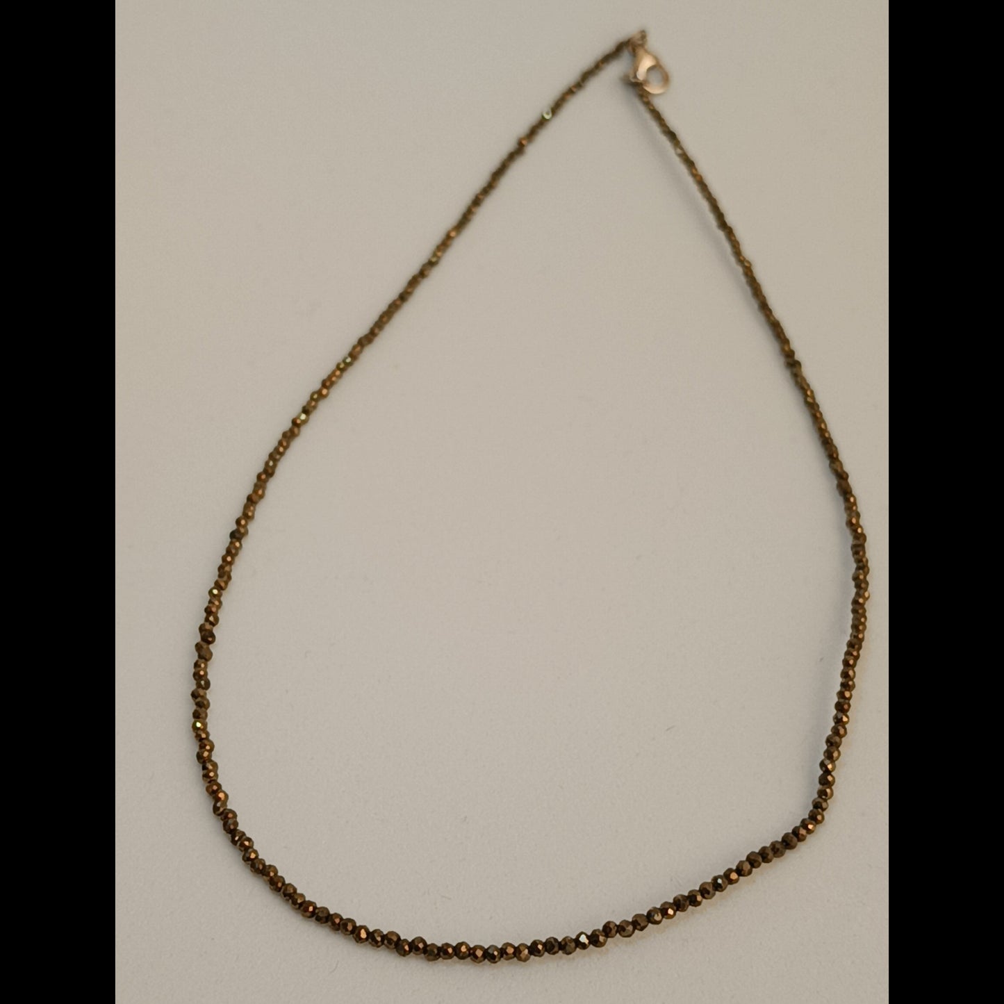 Collar de Pirita Facetada – Cierre de Plata – Prosperidad y Protección
