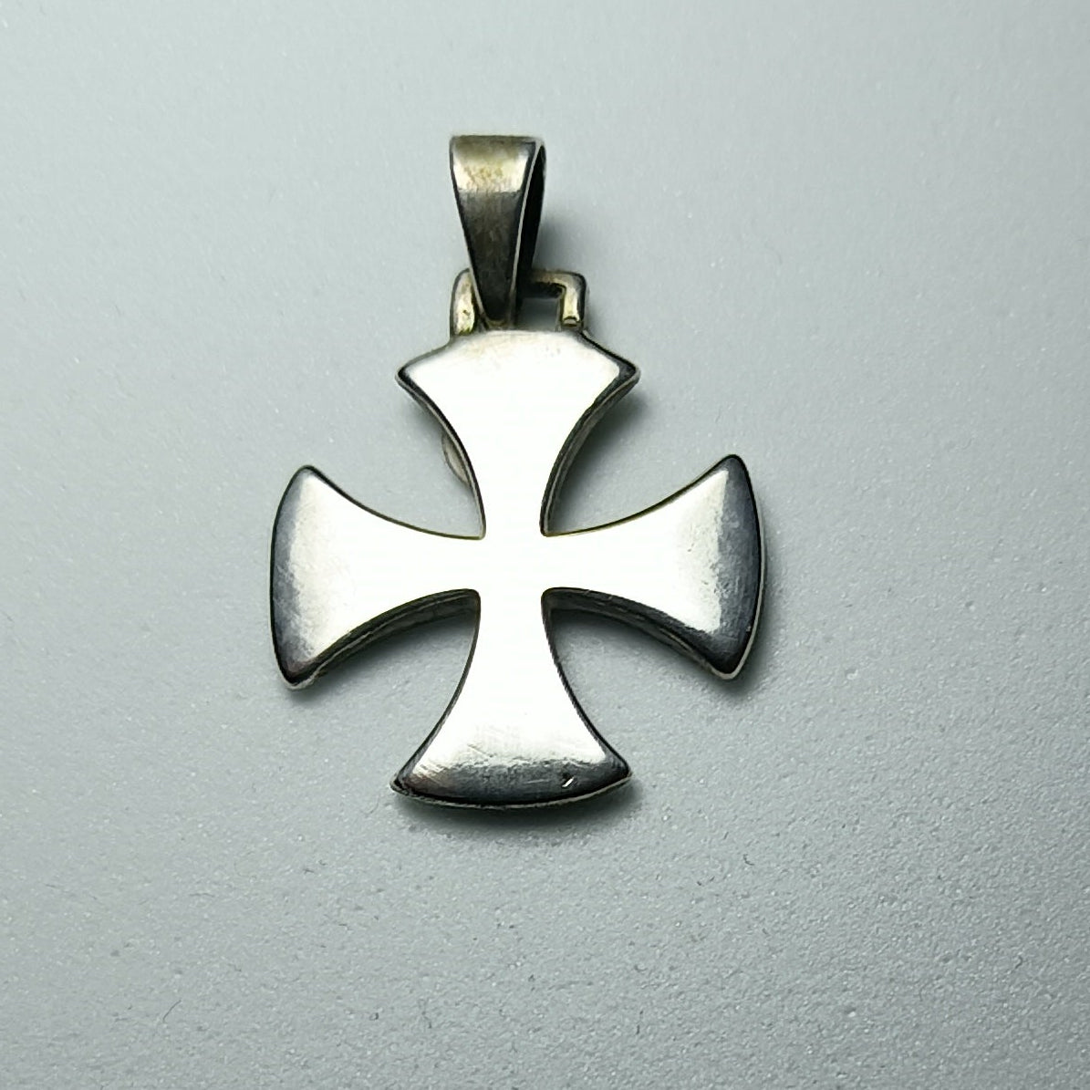Colgante Cruz Templaria  ( cruz patada) en Plata 925 – 2,5 cm