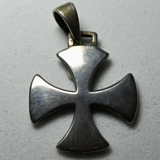 Colgante Cruz Templaria  ( cruz patada) en Plata 925 – 2,5 cm